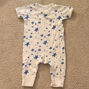 Hanna Andersson Moon And Back White And Blue Star One Piece Size6-12 Months